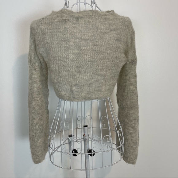 Sleeping on snow alpaca wool blend flare sleeve crop sweater open knit grey SZ S - Picture 5 of 9